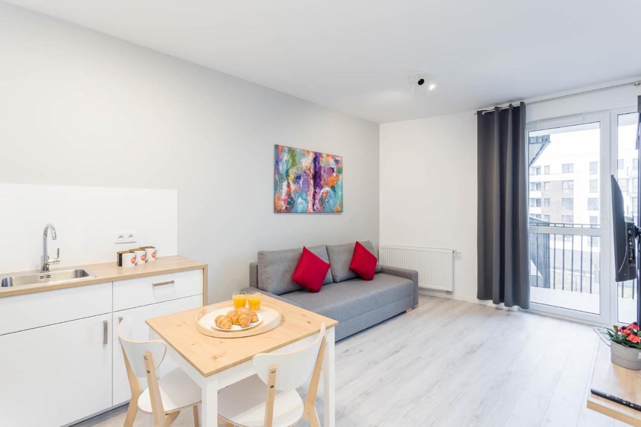 Chill Apartments Warsaw Airport Εξωτερικό φωτογραφία