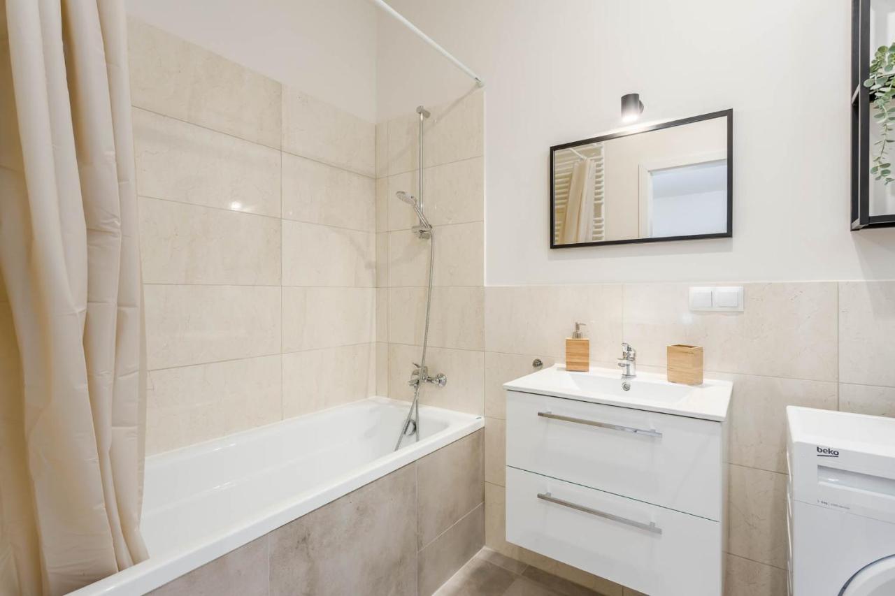 Chill Apartments Warsaw Airport Εξωτερικό φωτογραφία