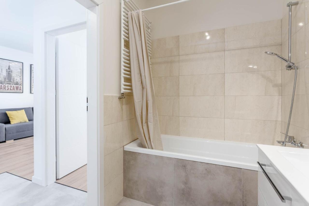 Chill Apartments Warsaw Airport Εξωτερικό φωτογραφία