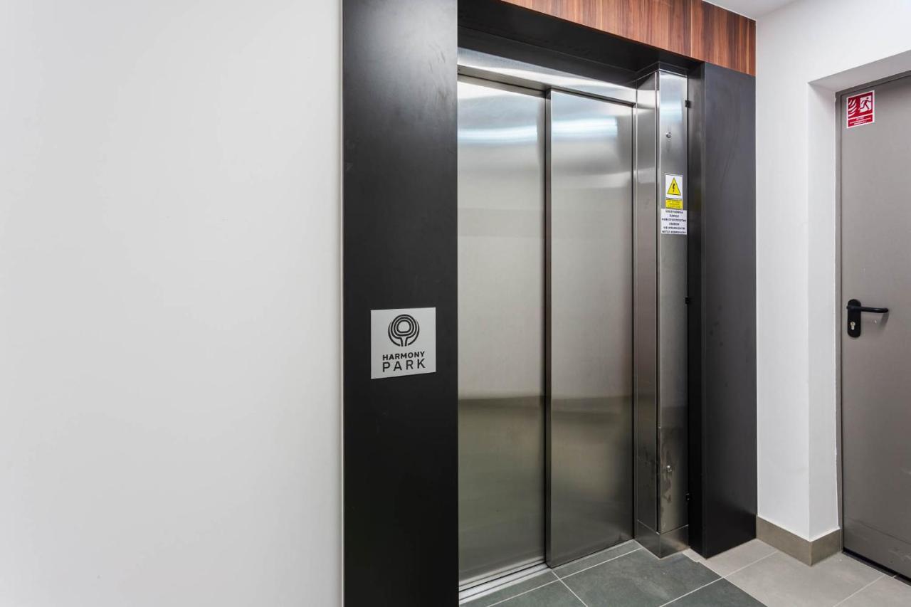 Chill Apartments Warsaw Airport Εξωτερικό φωτογραφία