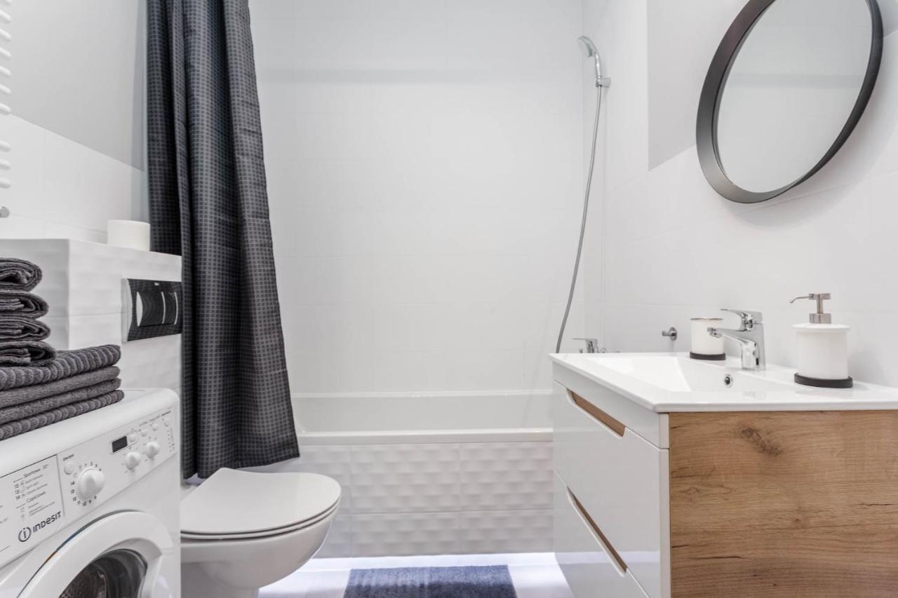 Chill Apartments Warsaw Airport Εξωτερικό φωτογραφία